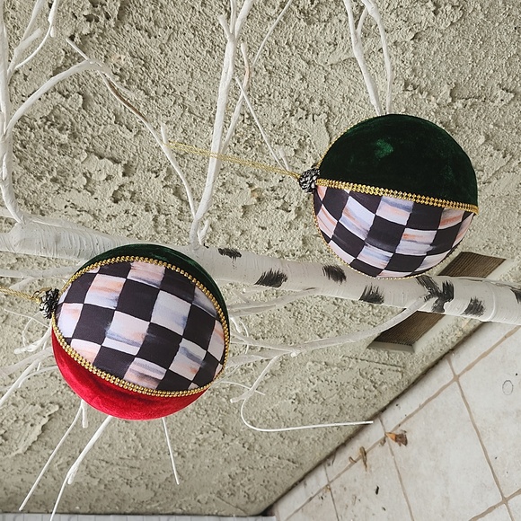 Mckenzie child's large christmas ornaments satisfy - Picture 2 of 2